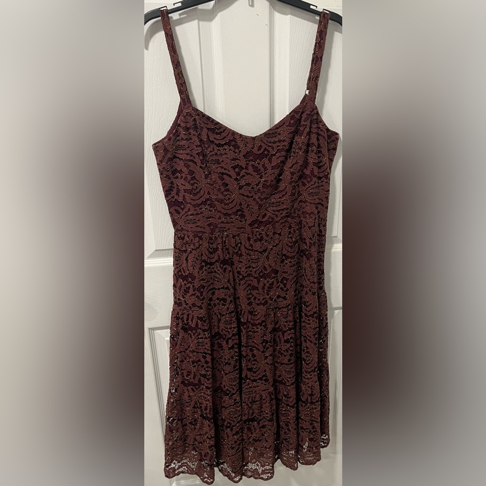 XL flattering lace dress